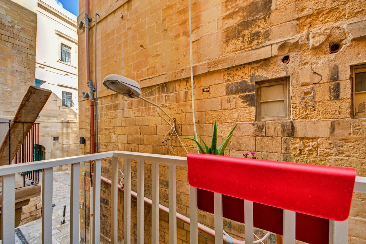 33 Sally Port Valeta Exterior foto